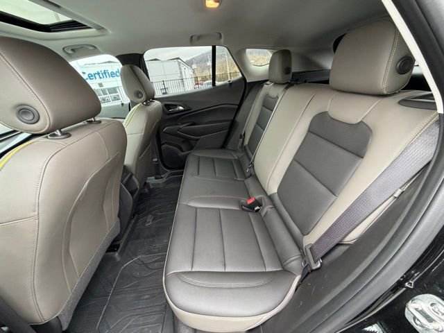 Certified 2025 Chevrolet Trax ACTIV w/ Sunroof Package image 36