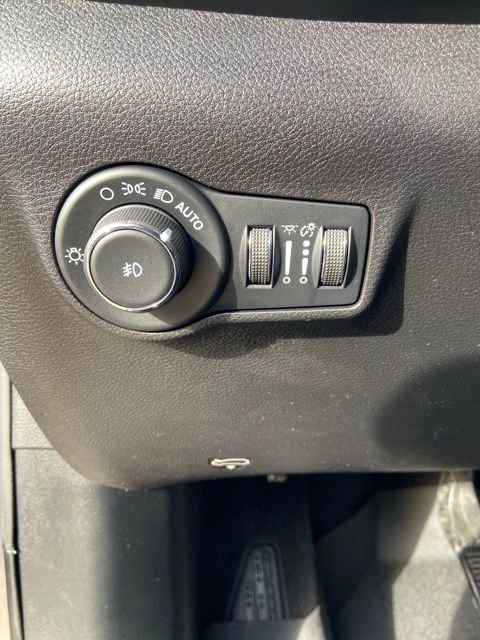 Used 2022 Jeep Compass Altitude image 18