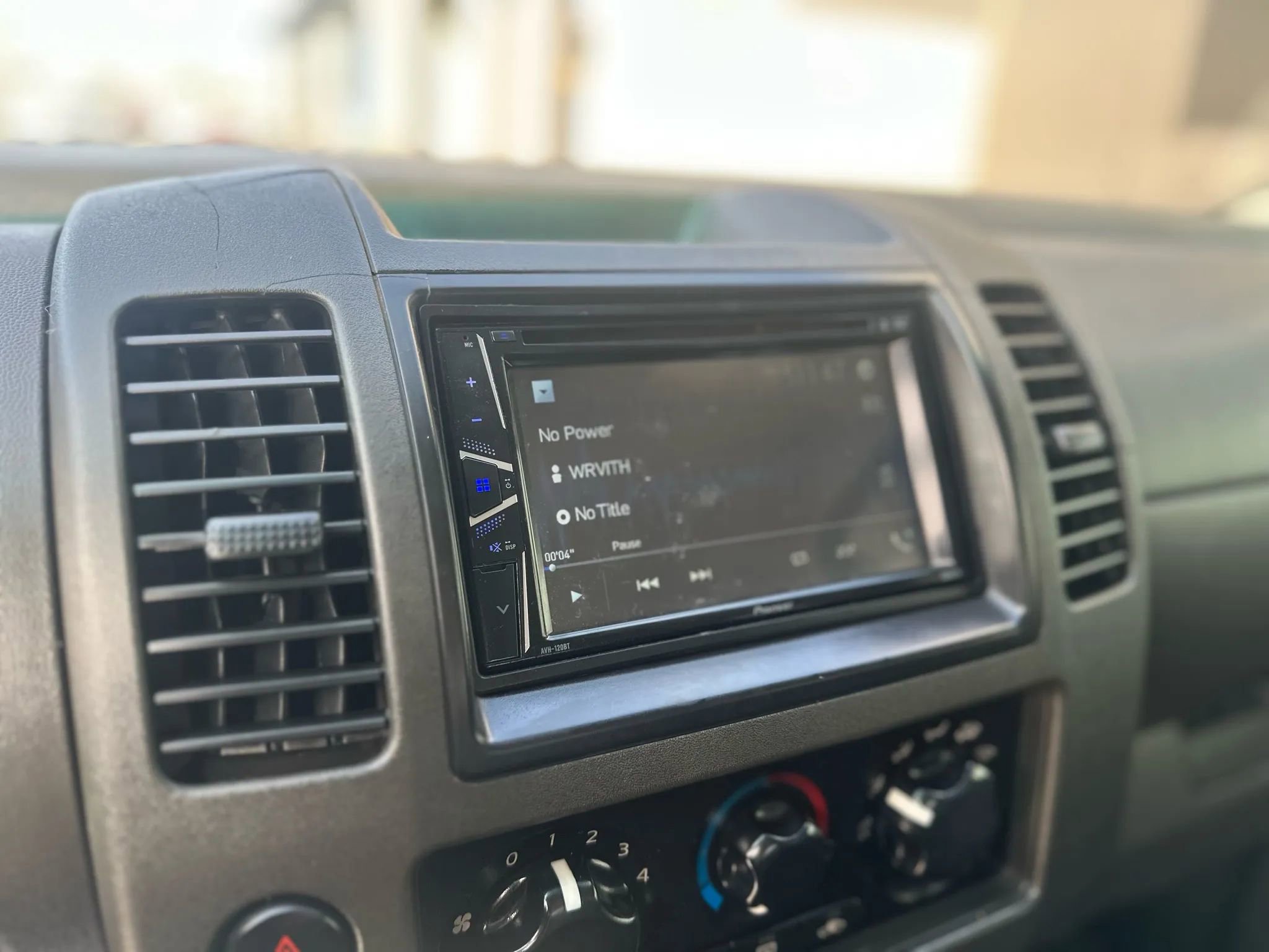 Used 2005 Nissan Frontier NISMO image 16