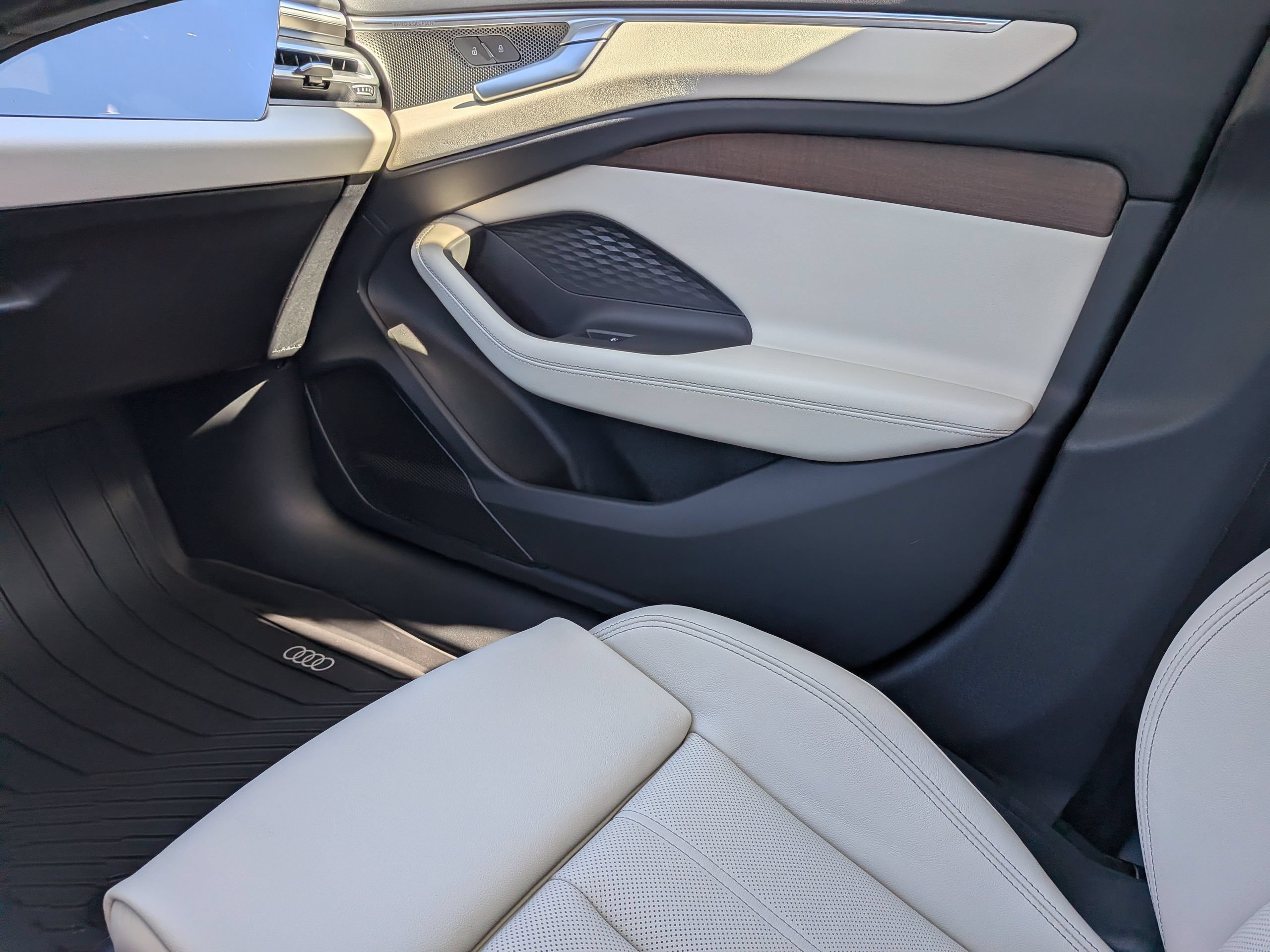 New 2026 Audi A6 Premium Plus AWD/4WD image 20