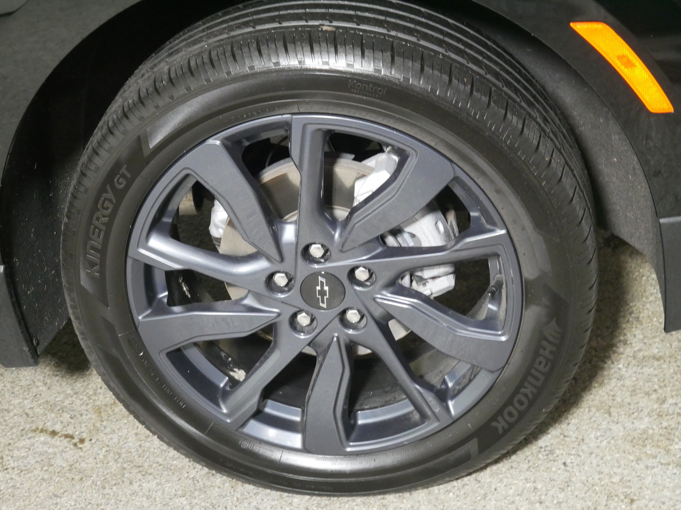Used 2024 Chevrolet Equinox RS w/ RS Leather Package AWD/4WD image 15