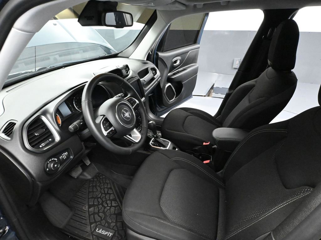 Used 2023 Jeep Renegade Latitude w/ Sun/Sound Group image 23