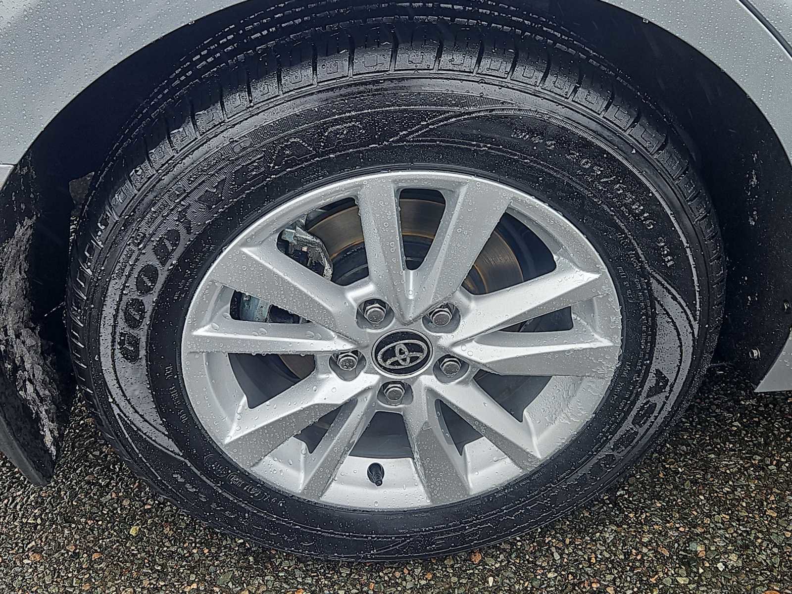 Used 2025 Toyota Camry LE w/ Convenience Package AWD/4WD image 10