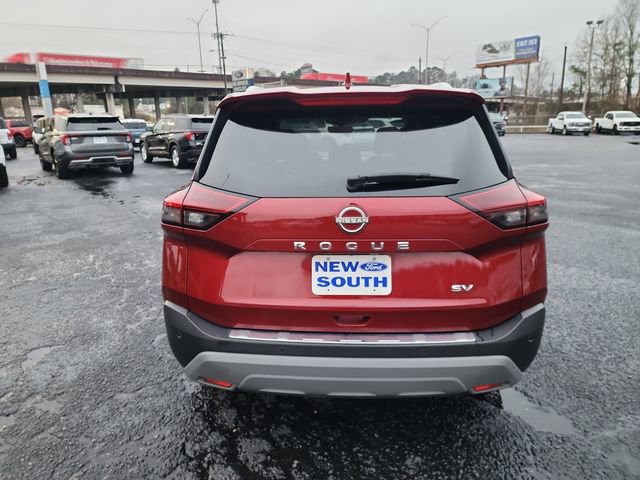 Used 2022 Nissan Rogue SV w/ SV Premium Package image 4