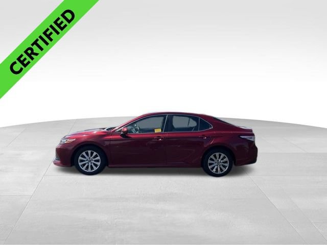Used 2019 Toyota Camry LE FWD image 3