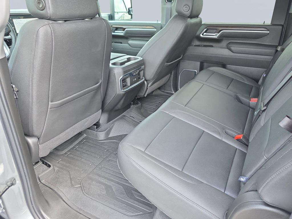 Used 2025 GMC Sierra 2500 SLT w/ SLT Premium Package AWD/4WD image 30