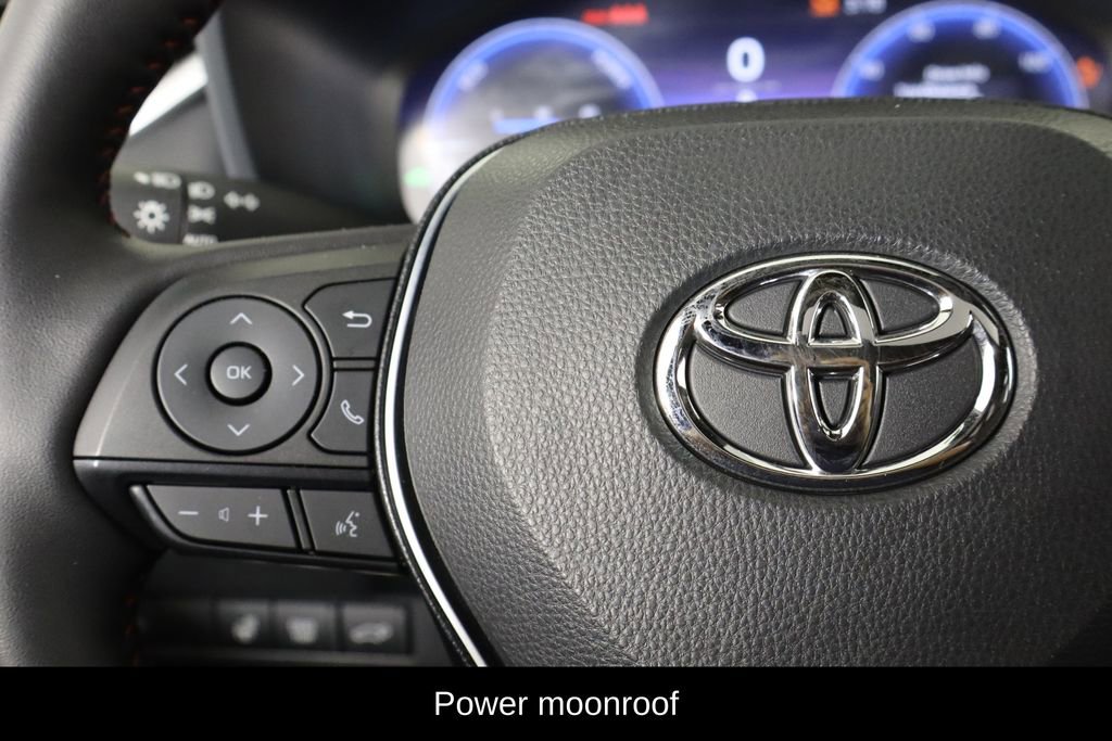 Used 2025 Toyota RAV4 XSE w/ Weather Package AWD/4WD image 8