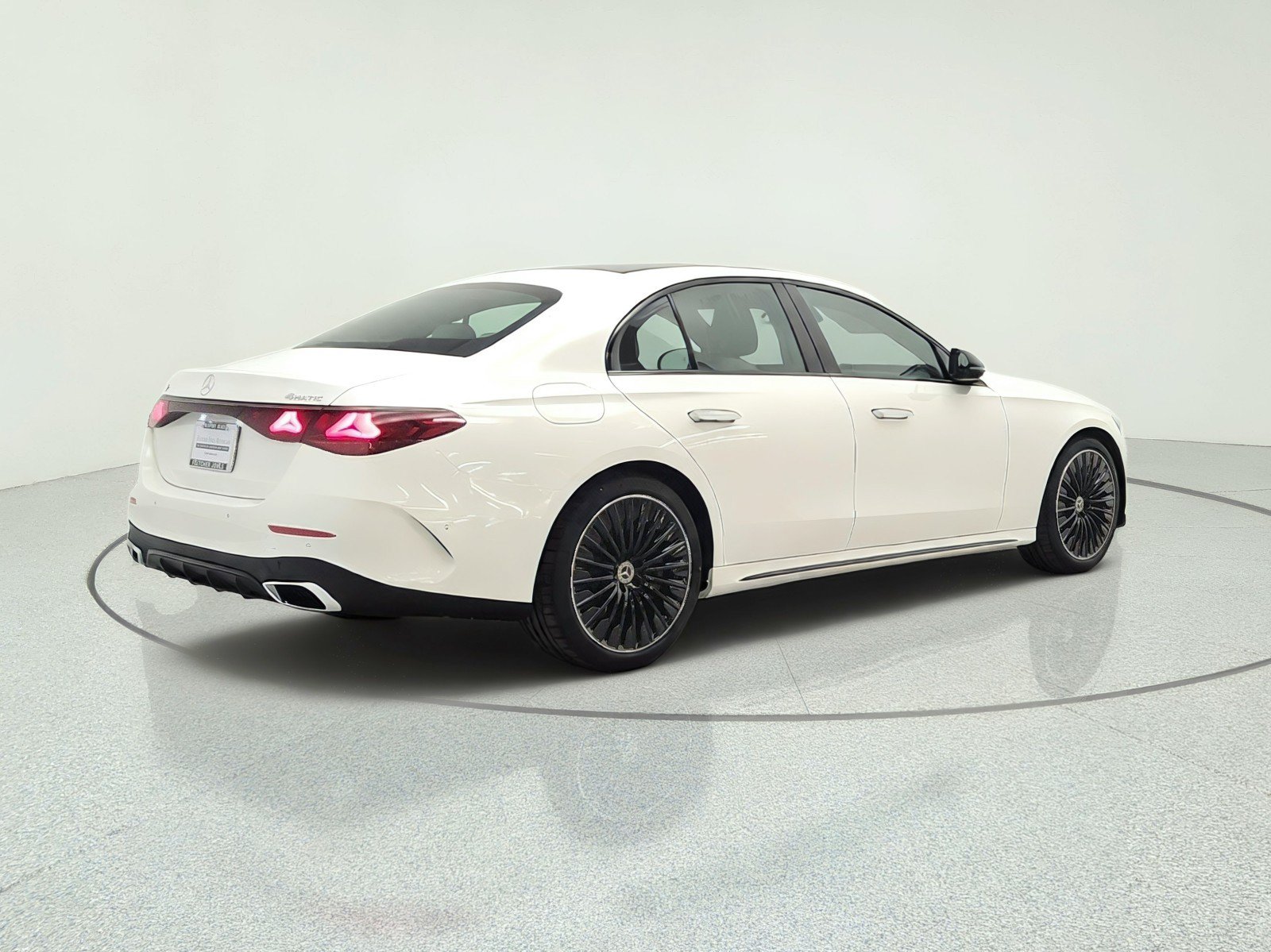 New 2027 Mercedes-Benz E 450 4MATIC Sedan image 5