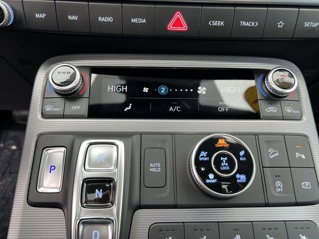 Used 2024 Hyundai Palisade Calligraphy image 17