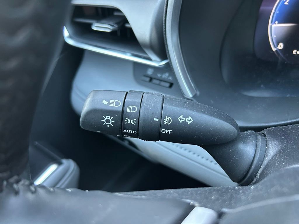 Certified 2025 Toyota Highlander Limited image 23