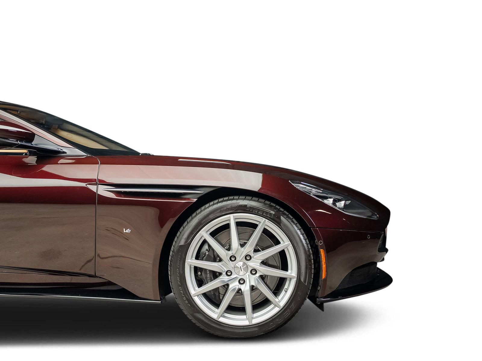 Used 2017 Aston Martin DB11 V12 RWD image 28