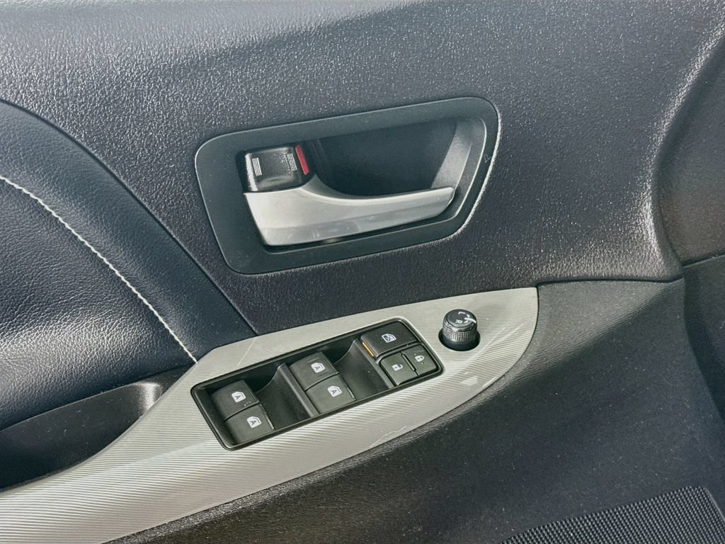 Certified 2017 Toyota Sienna SE Premium FWD image 20