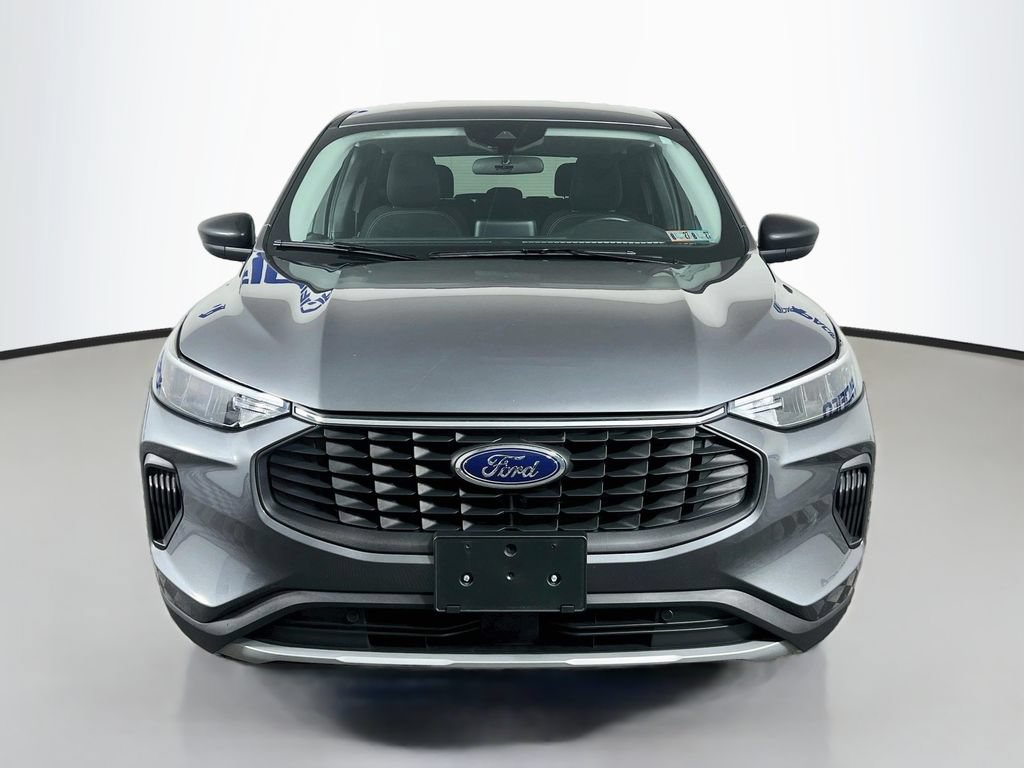 Certified 2025 Ford Escape Active AWD/4WD image 2