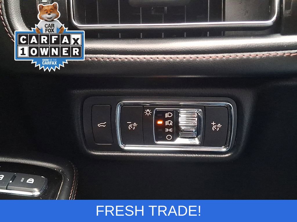 Used 2022 Lincoln Aviator AWD w/ Premium Package image 27