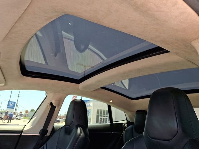 Used 2016 Tesla Model S 70D AWD/4WD image 14