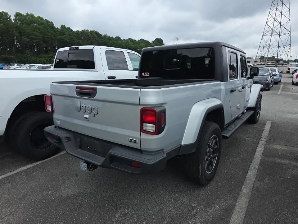 Used 2023 Jeep Gladiator Overland w/ Trailer Tow Package AWD/4WD image 4