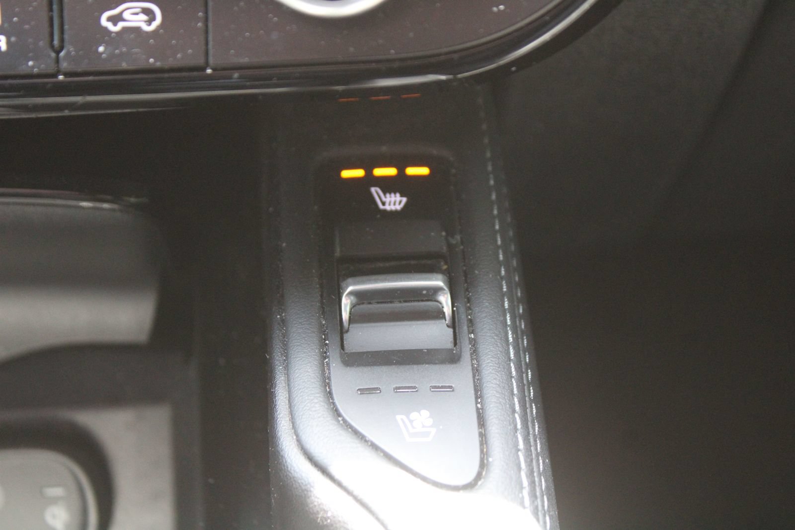 Certified 2024 Kia Telluride SX Prestige X-Line AWD/4WD image 49
