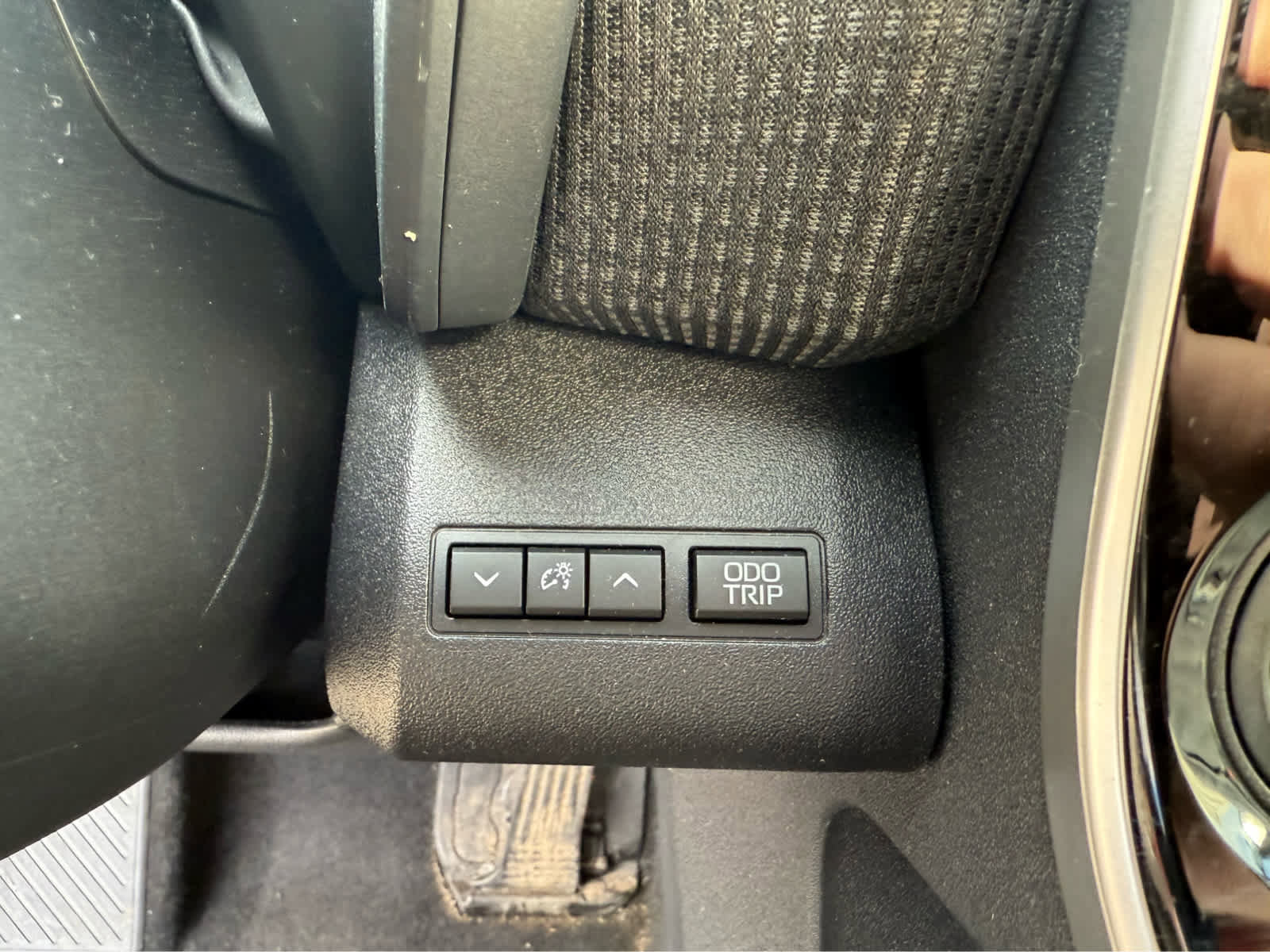 Used 2023 Toyota bZ4X XLE image 11