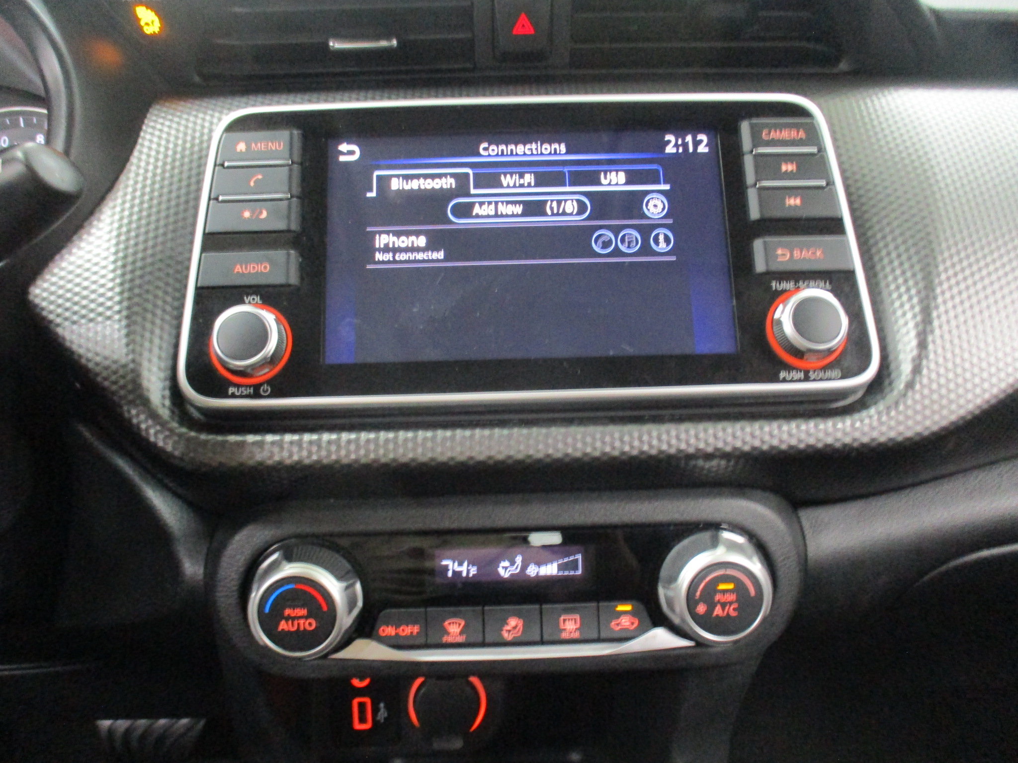 Used 2020 Nissan Kicks SV w/ Exterior Package FWD image 32
