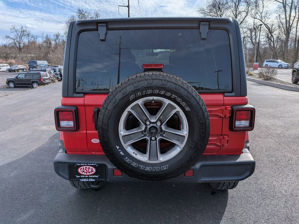Used 2020 Jeep Wrangler Unlimited Sahara AWD/4WD image 4