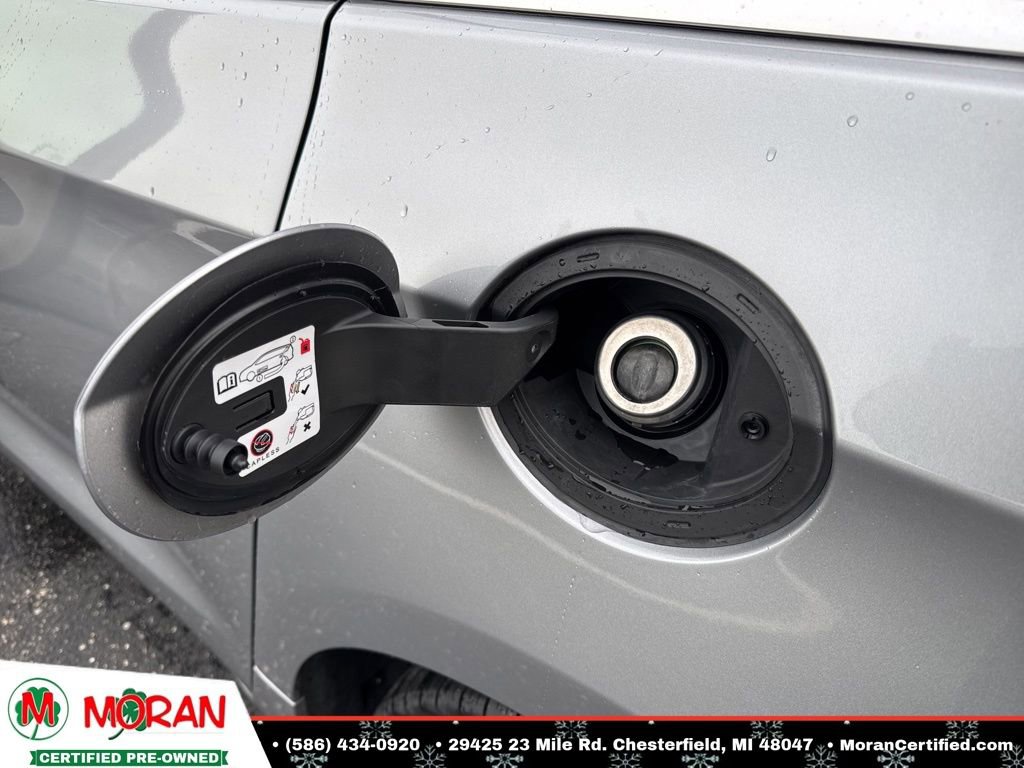 Used 2017 Chrysler Pacifica Touring Plus image 11