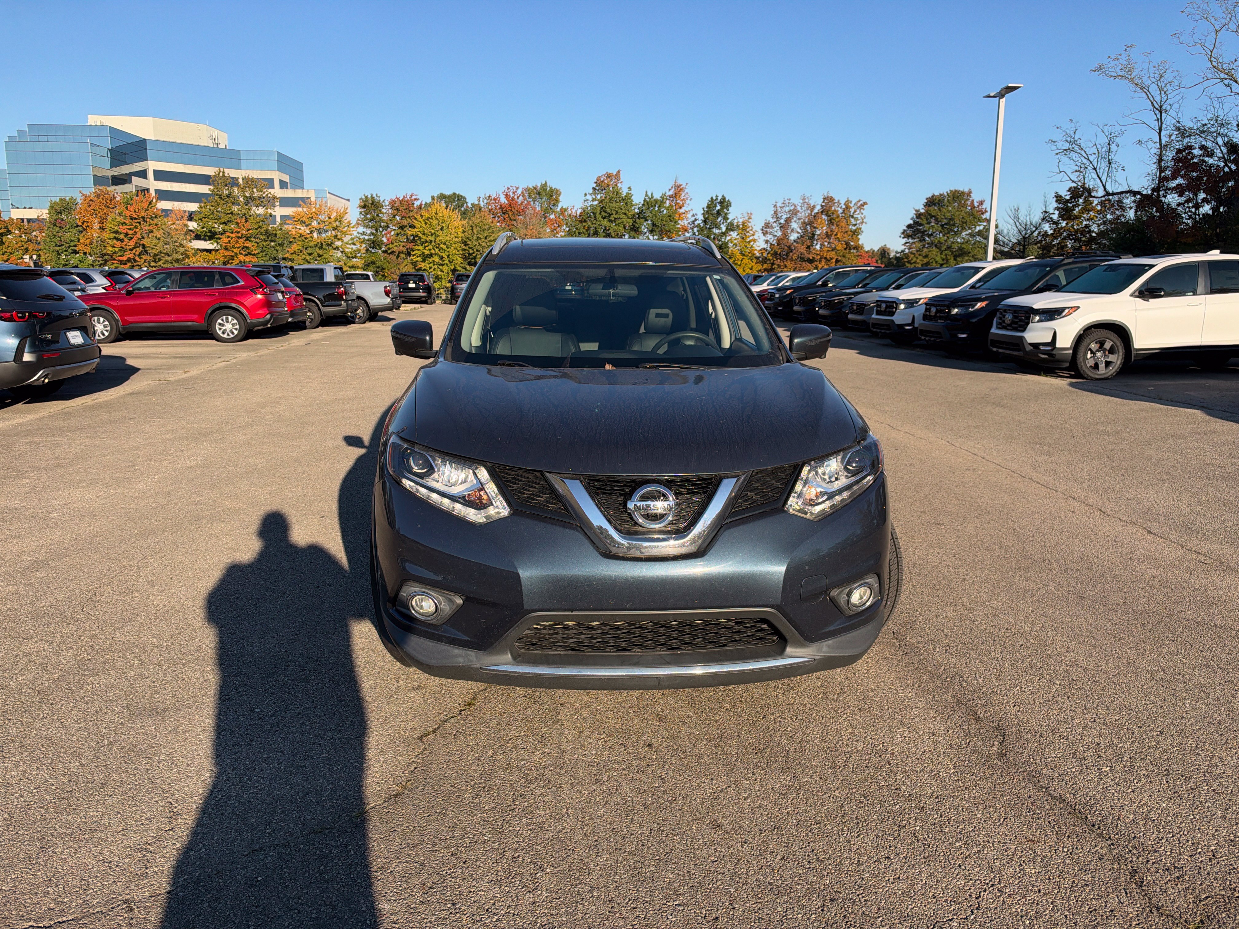 Used 2016 Nissan Rogue SL w/ SL Premium Package AWD/4WD image 12