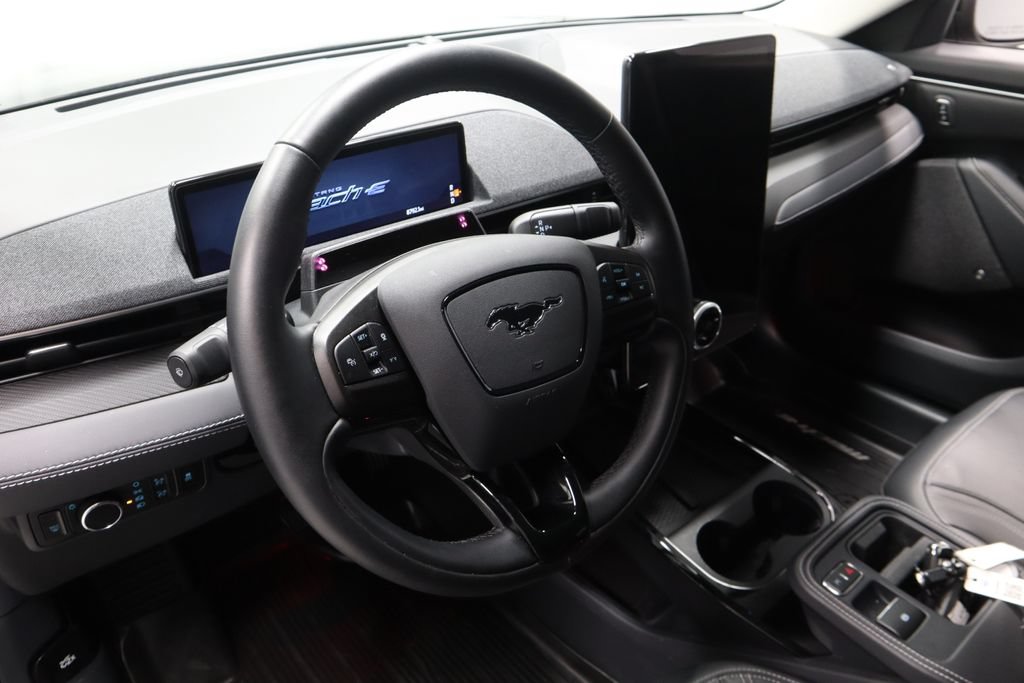 Used 2025 Ford Mustang Mach-E Premium AWD/4WD image 26