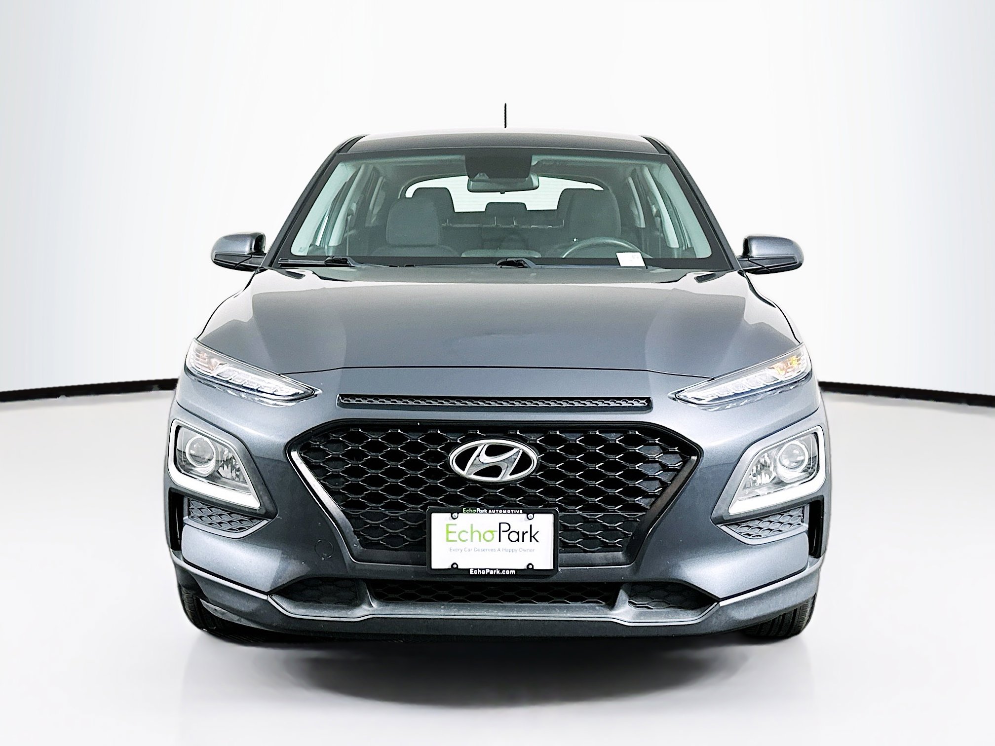 Used 2020 Hyundai Kona SE w/ Cargo Package FWD image 2