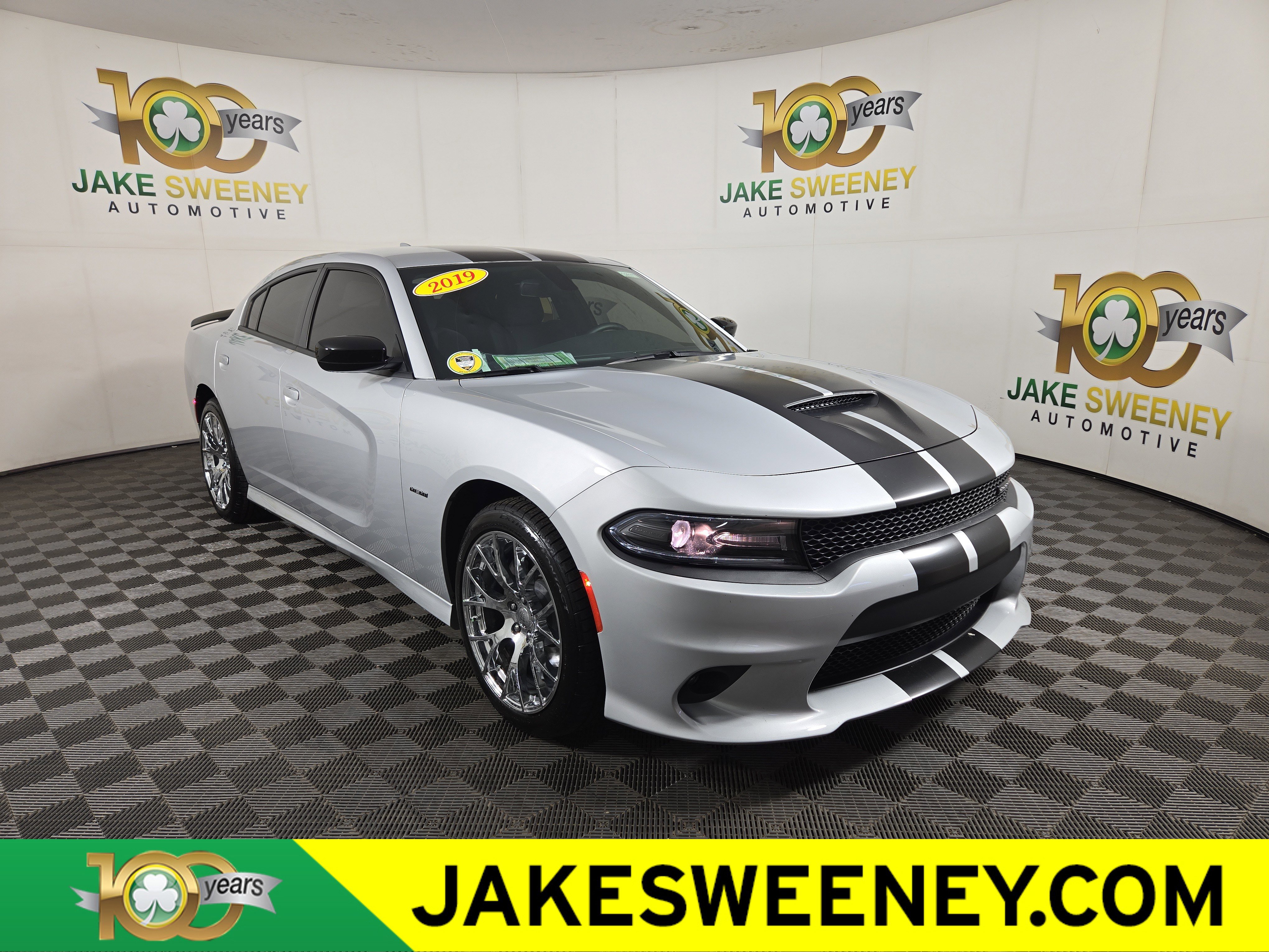 Used 2019 Dodge Charger R/T w/ Blacktop Package RWD image 1