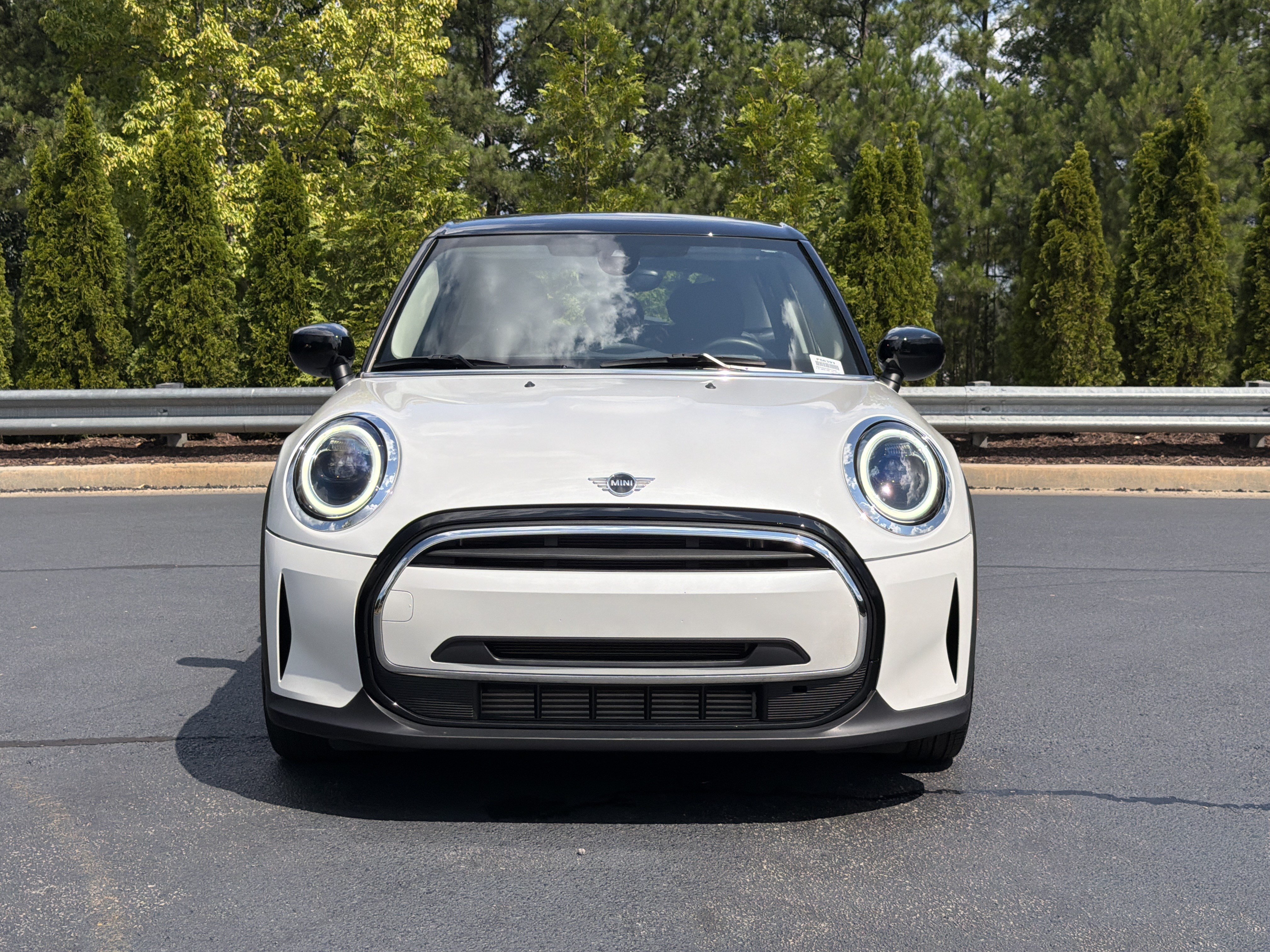 Used 2024 MINI Cooper 4-Door Hardtop FWD image 12