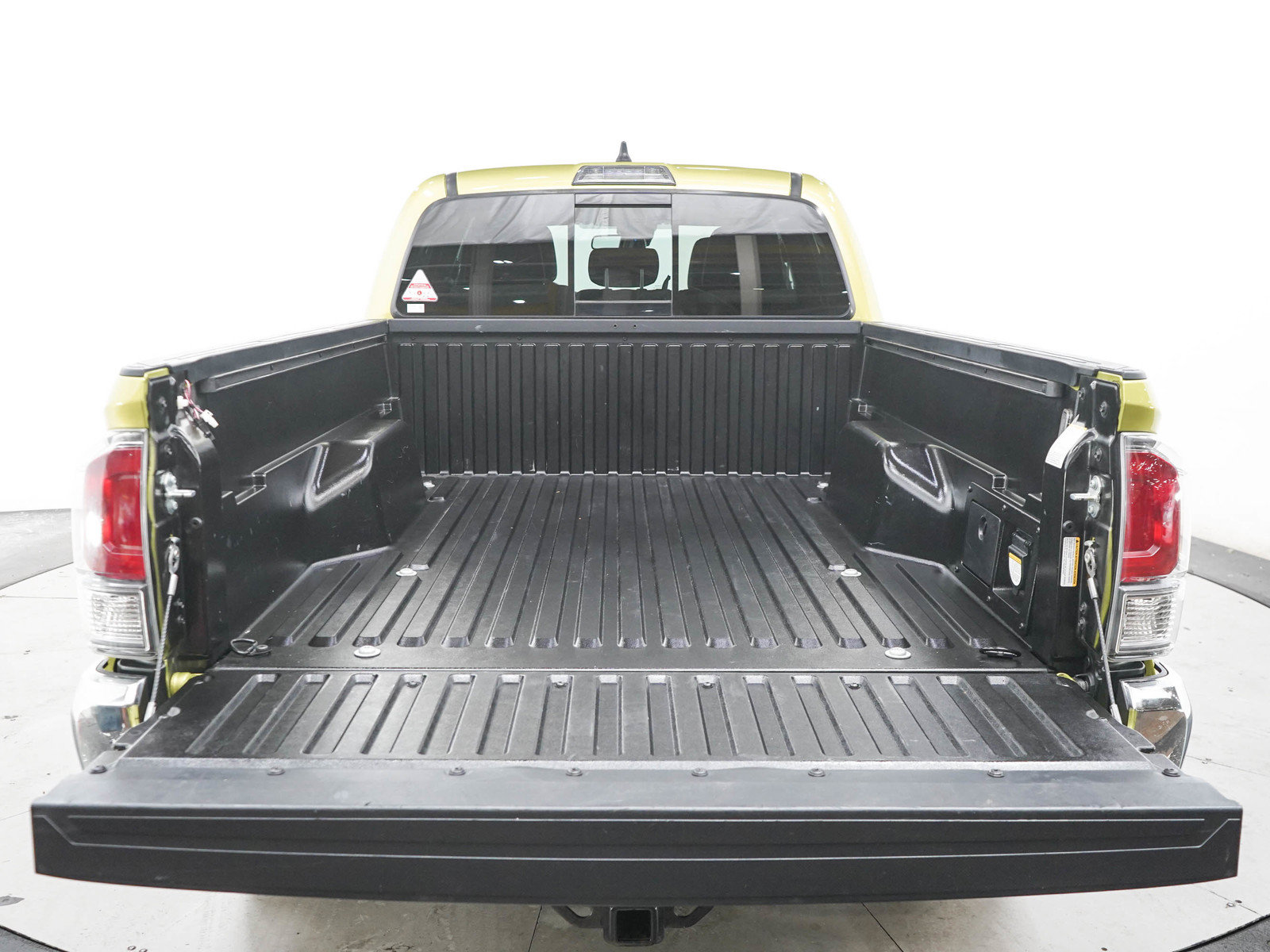 Used 2023 Toyota Tacoma TRD Off-Road AWD/4WD image 16
