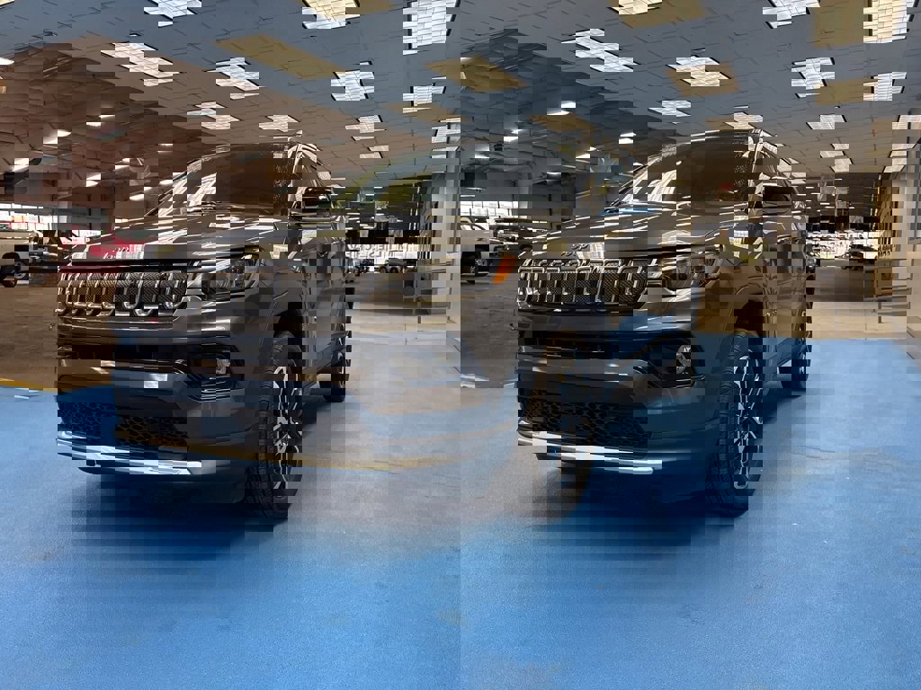 Used 2022 Jeep Compass Limited image 11