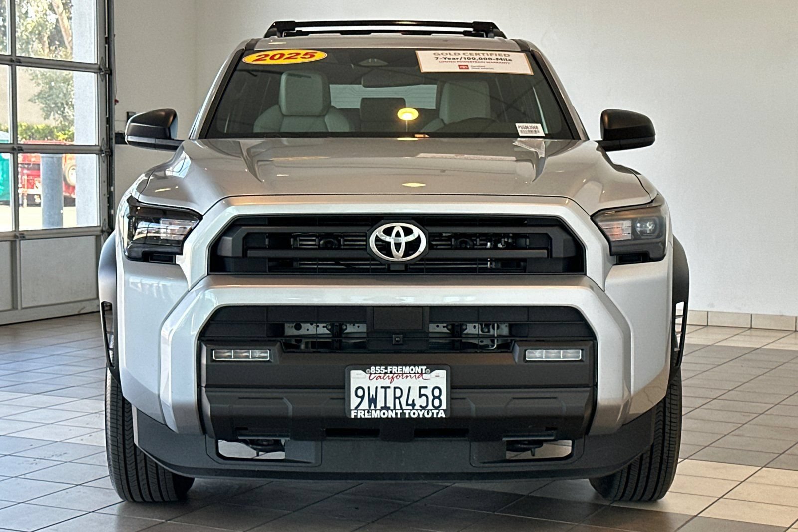 Certified 2025 Toyota 4Runner SR5 AWD/4WD image 9