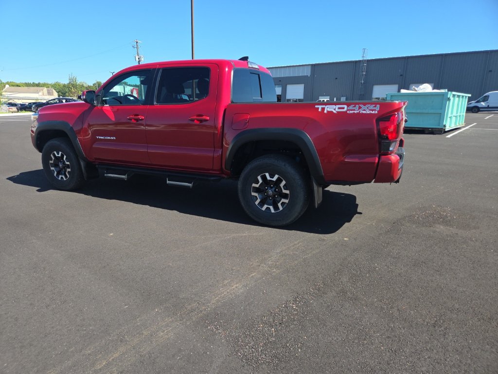 Used 2019 Toyota Tacoma TRD Off-Road AWD/4WD image 15