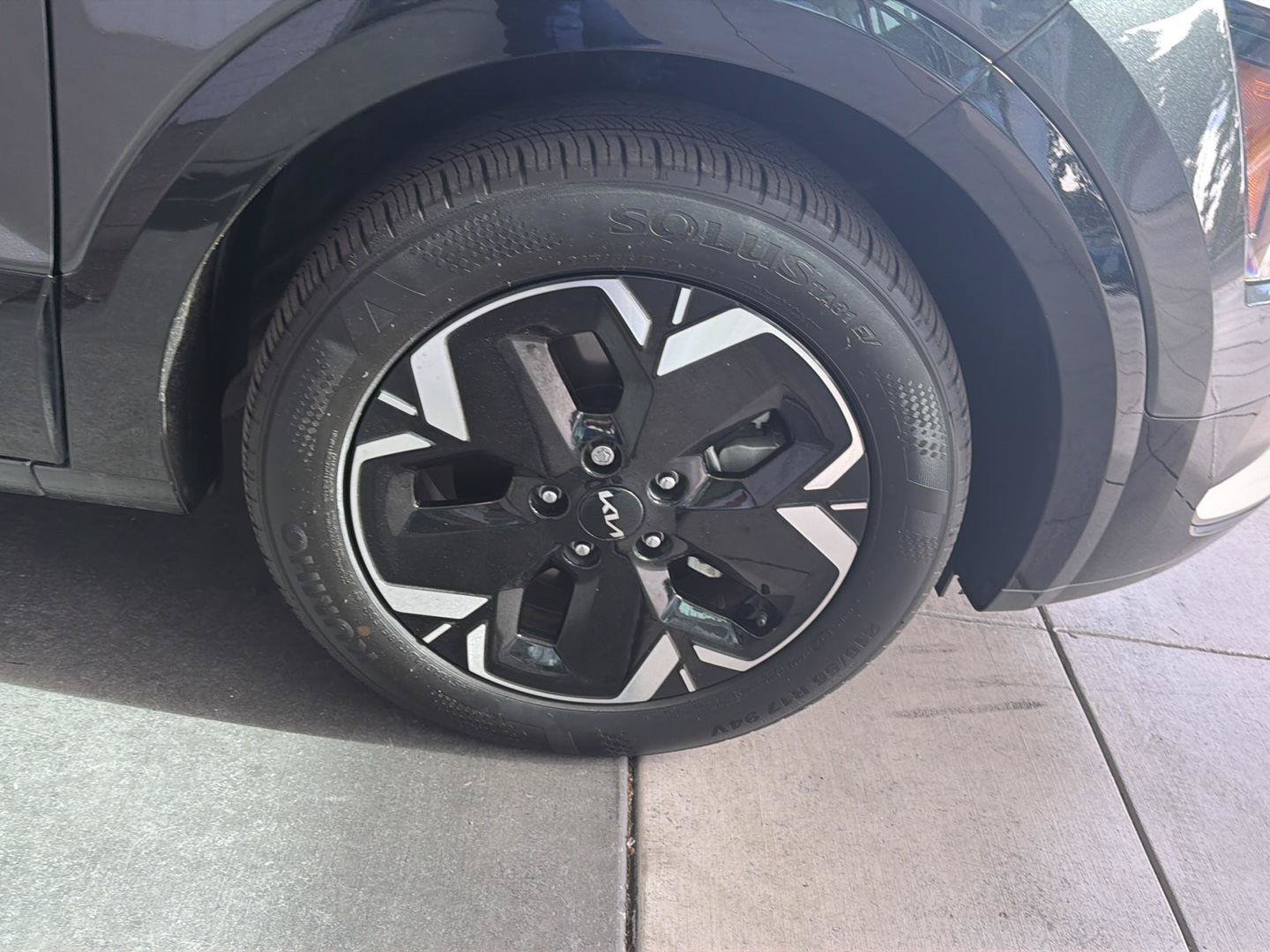 Used 2023 Kia Niro Wind FWD image 10