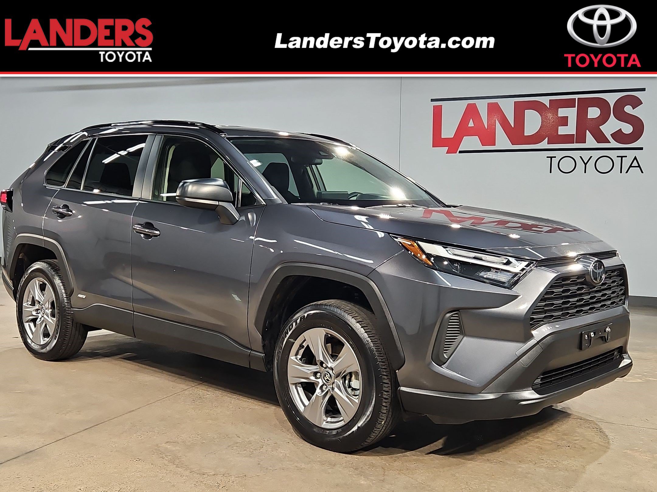 Certified 2025 Toyota RAV4 LE AWD/4WD video 1