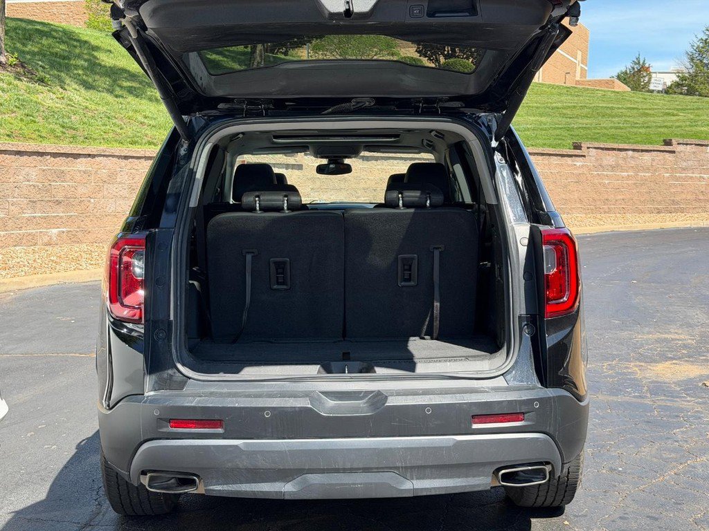 Used 2022 GMC Acadia AT4 w/ Technology Package AWD/4WD image 6