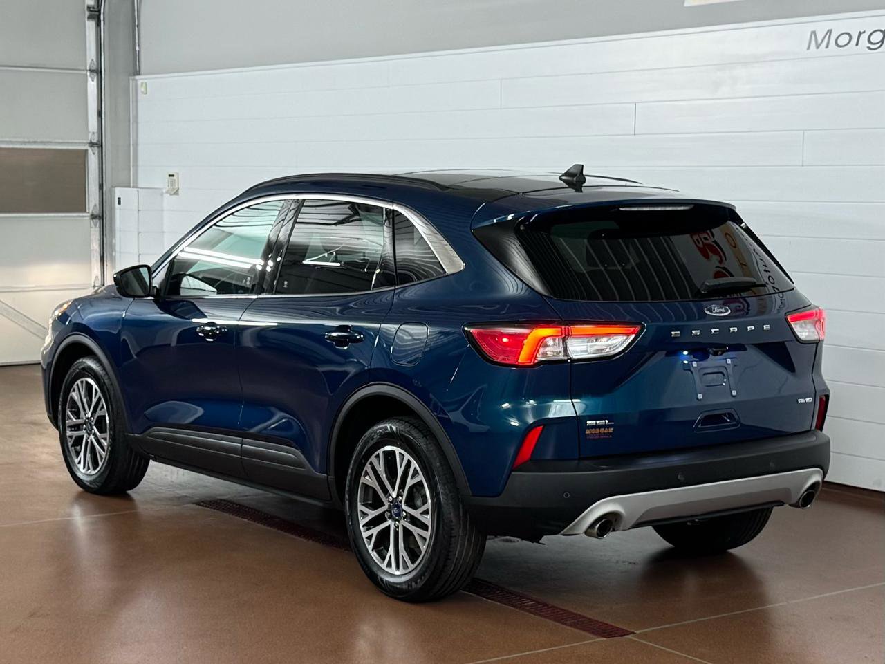 Used 2020 Ford Escape SEL image 5