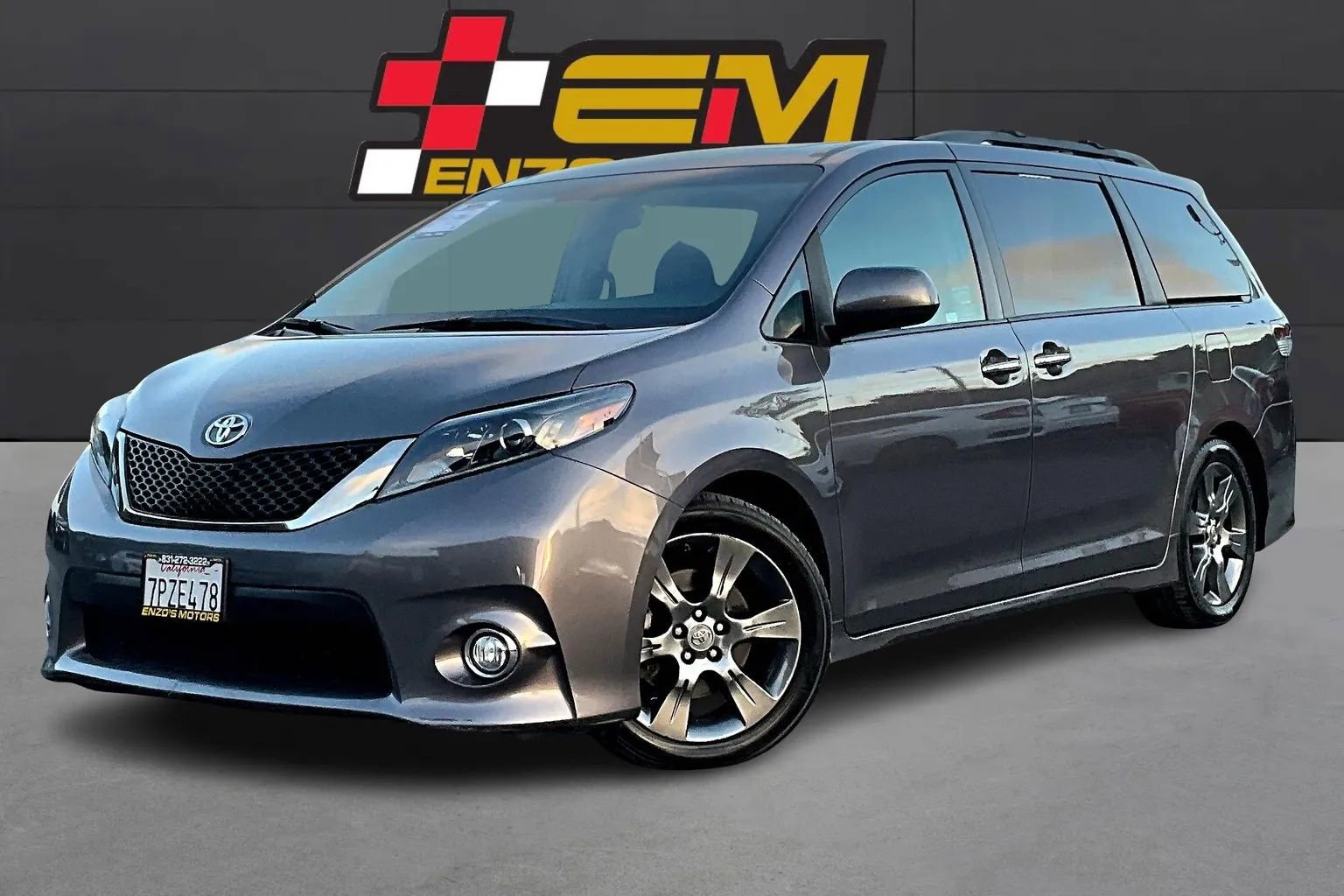 Used 2015 Toyota Sienna SE