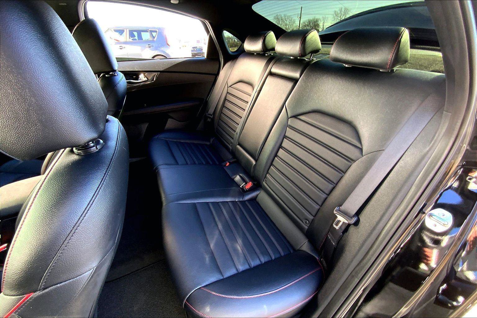 Used 2024 Kia Forte GT w/ GT2 Package image 23