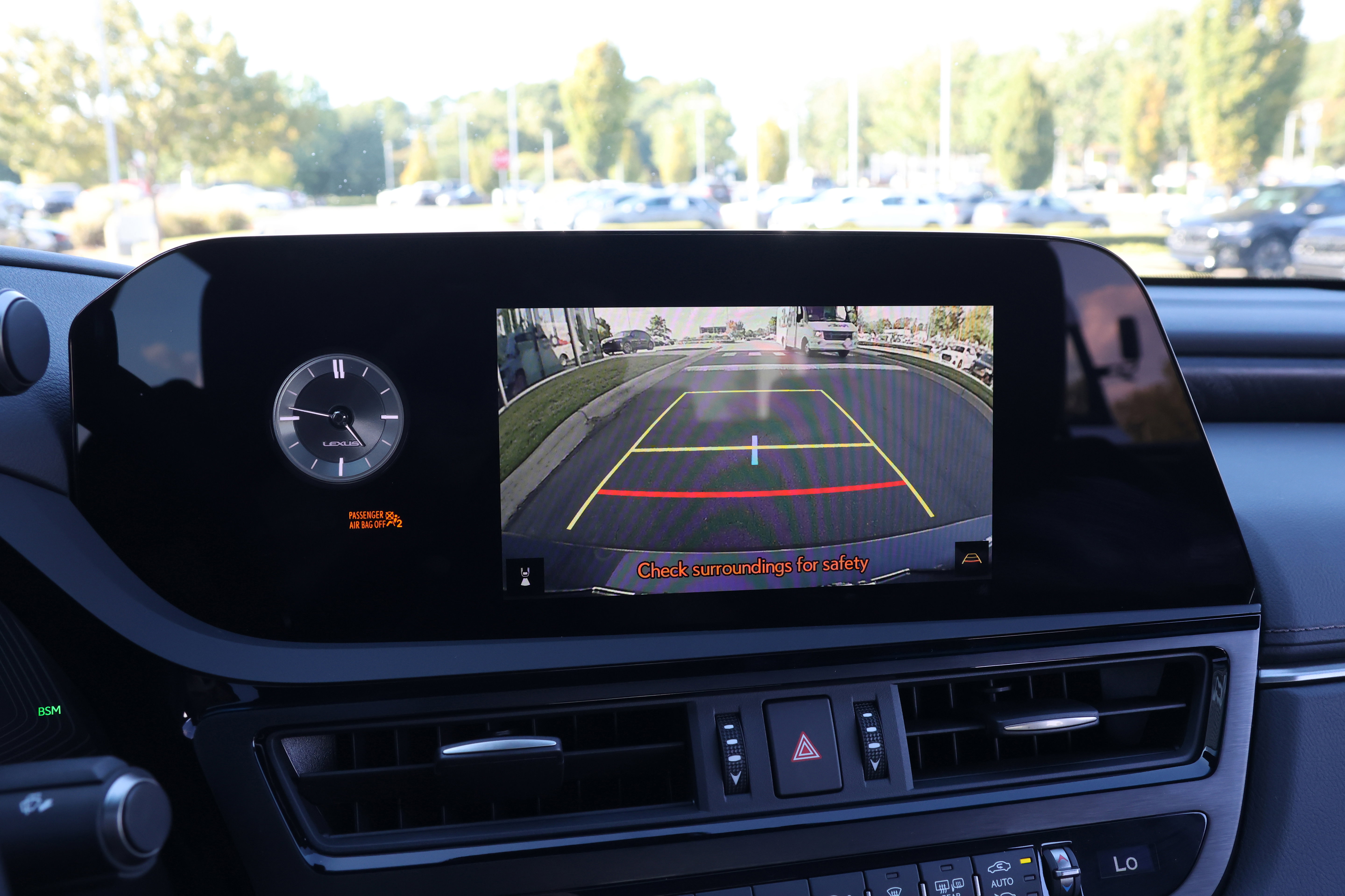 Used 2025 Lexus ES 350 w/ Premium Package image 23