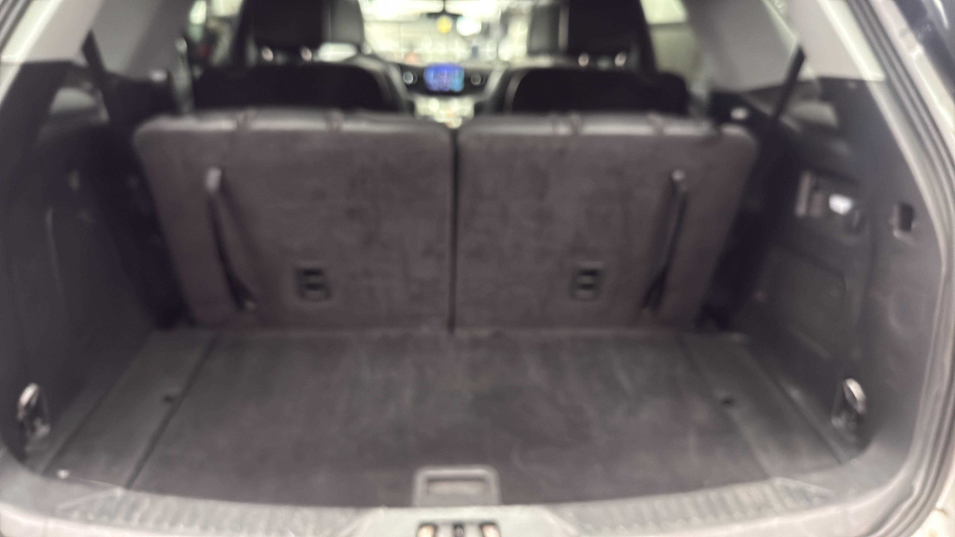 Used 2023 Ford Explorer XLT w/ Equipment Group 202A RWD image 27