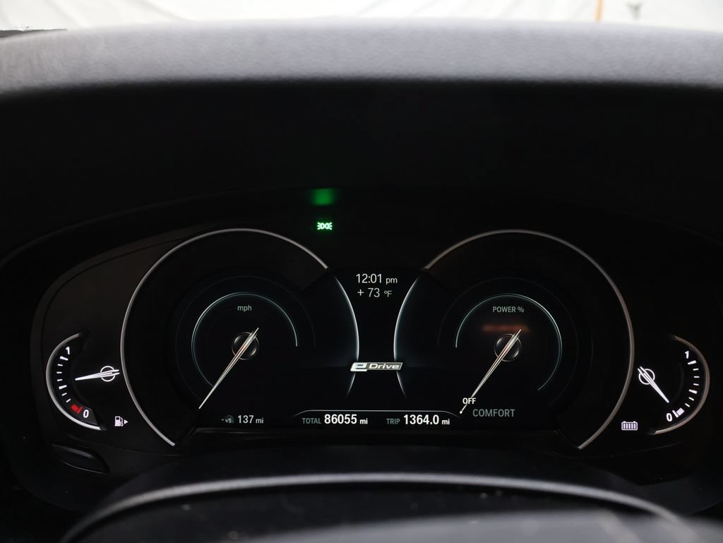 Used 2018 BMW 530e xDrive w/ Premium Package 2 AWD/4WD image 22
