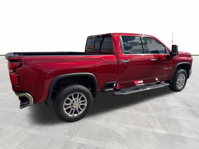 Used 2025 Chevrolet Silverado 3500 LTZ w/ LTZ Convenience Package image 3