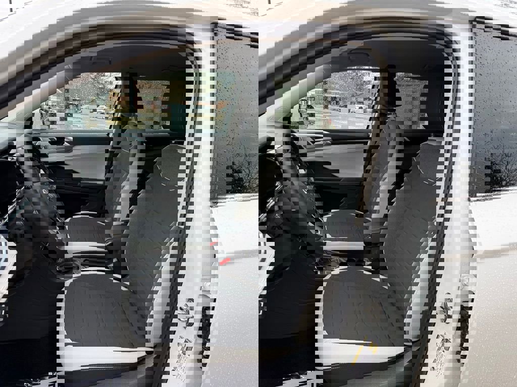 New 2026 Volkswagen Taos SE image 25