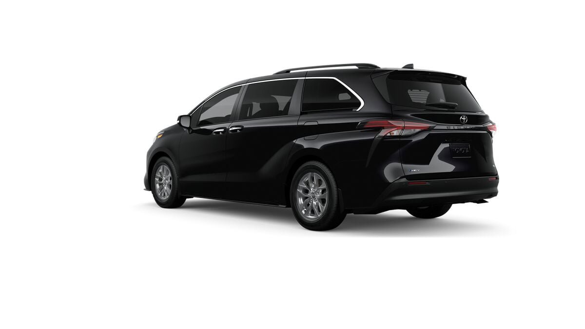 New 2026 Toyota Sienna XLE FWD image 6