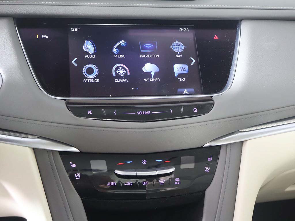 Used 2017 Cadillac XT5 Premium Luxury w/ LPO, Wheel Lock Package AWD/4WD image 44
