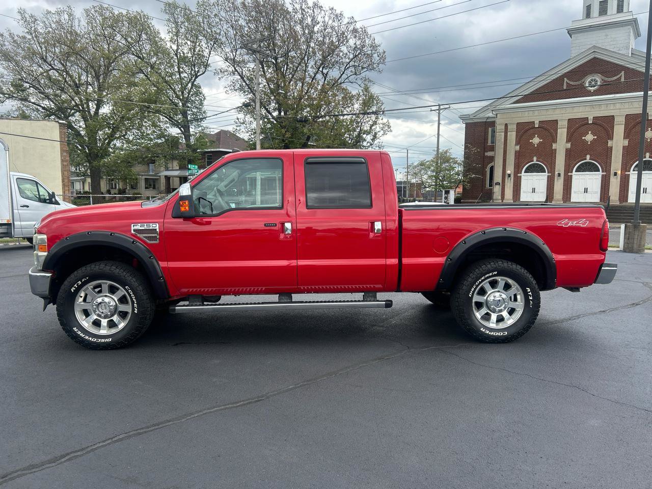 Used 2010 Ford F250 Lariat image 8