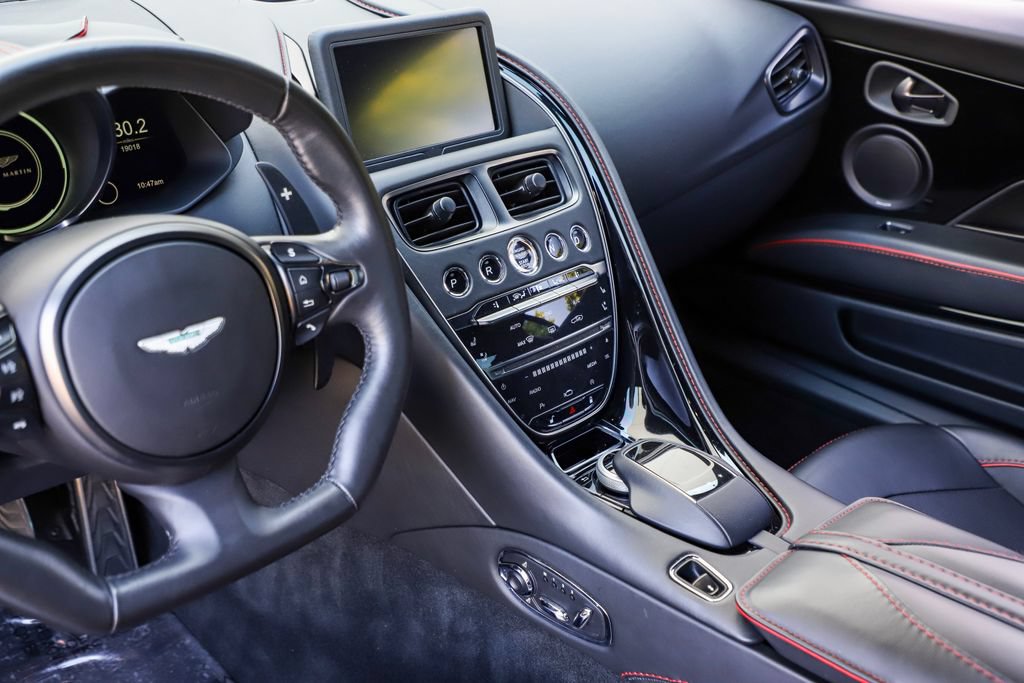 Used 2019 Aston Martin DBS Superleggera RWD image 39
