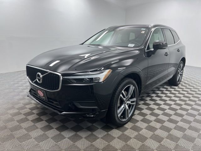 Used 2021 Volvo XC60 T5 Momentum w/ Protection Package Premier image 2